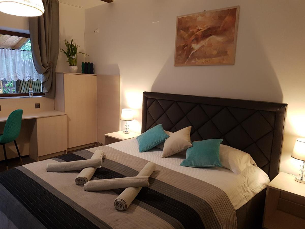La Cassa Hotel Timişoara Buitenkant foto