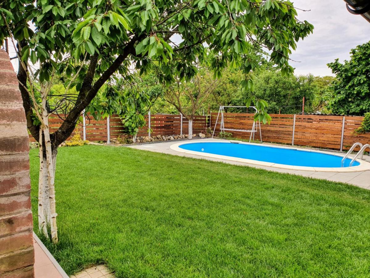 La Cassa Hotel Timişoara Buitenkant foto