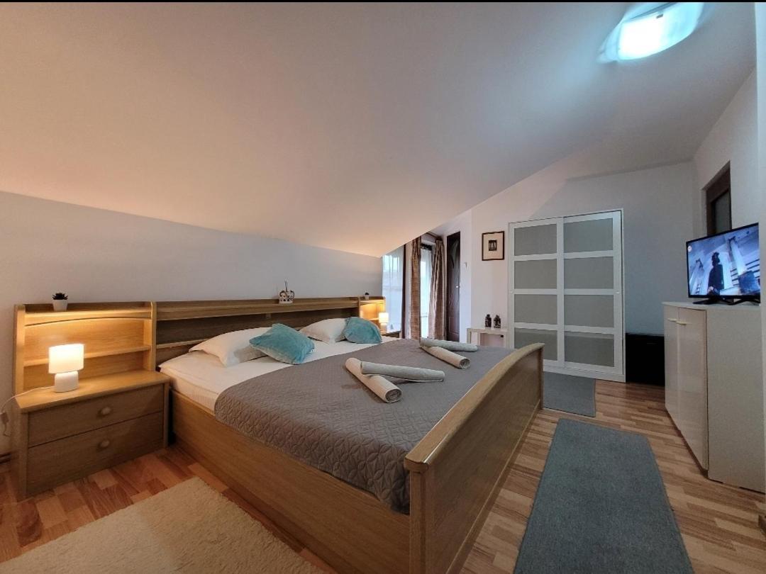 La Cassa Hotel Timişoara Buitenkant foto