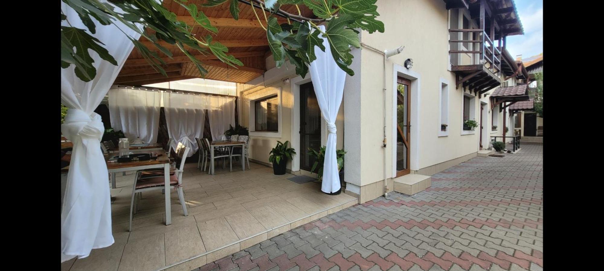 La Cassa Hotel Timişoara Buitenkant foto